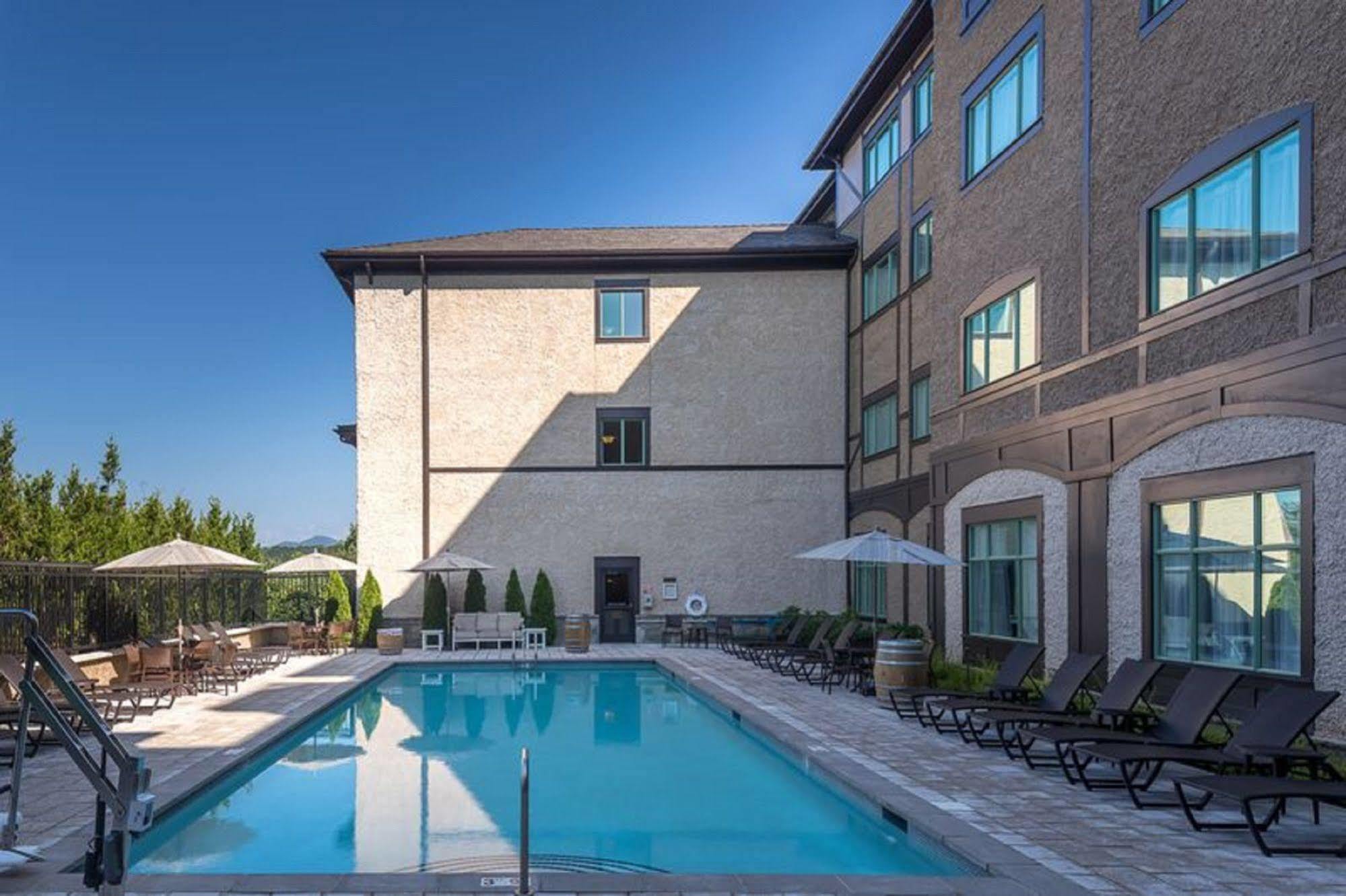 Village Hotel On Biltmore Estate Άσβιλ Εξωτερικό φωτογραφία